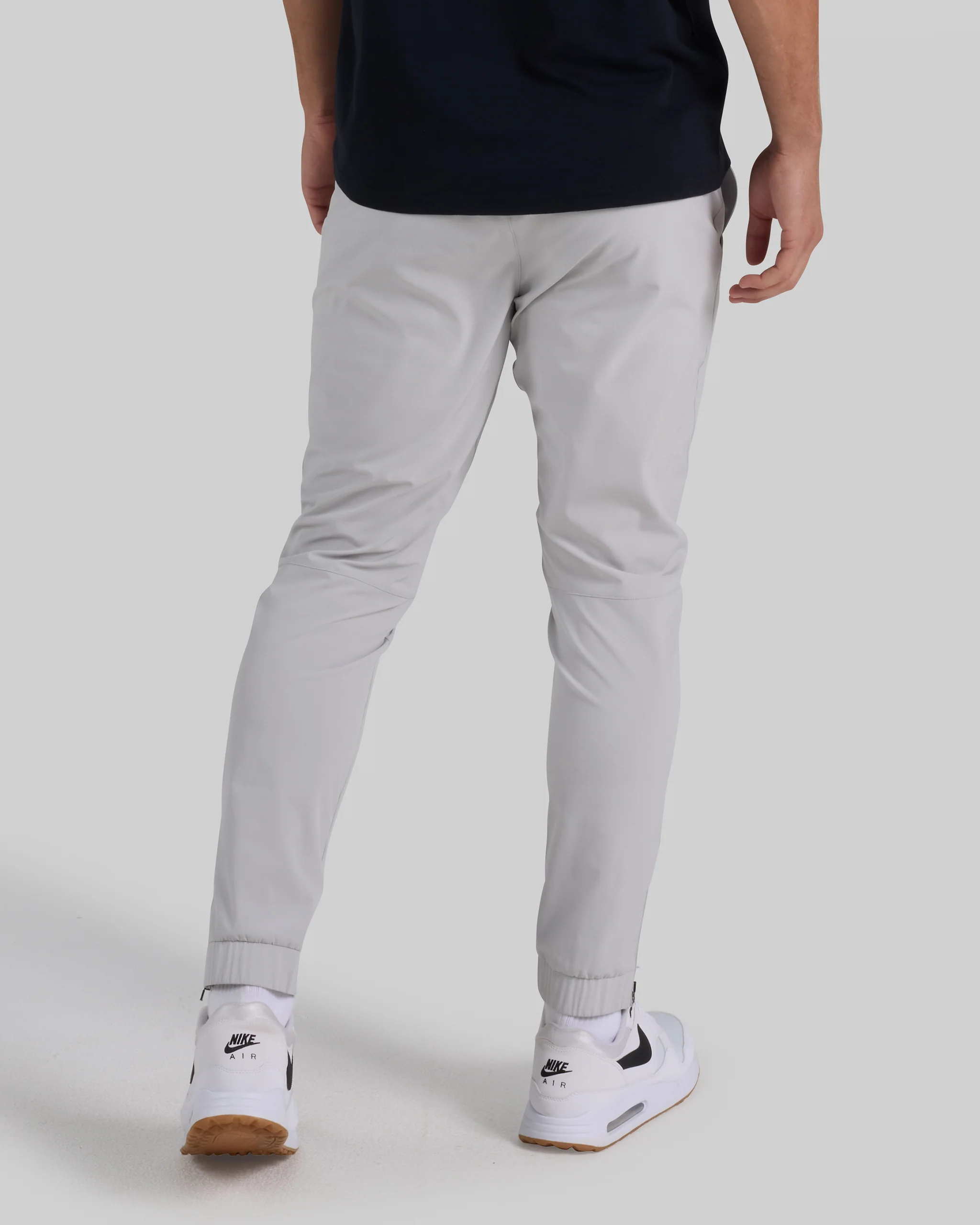 Hybrid Golf Jogger - Graphite - Image 6