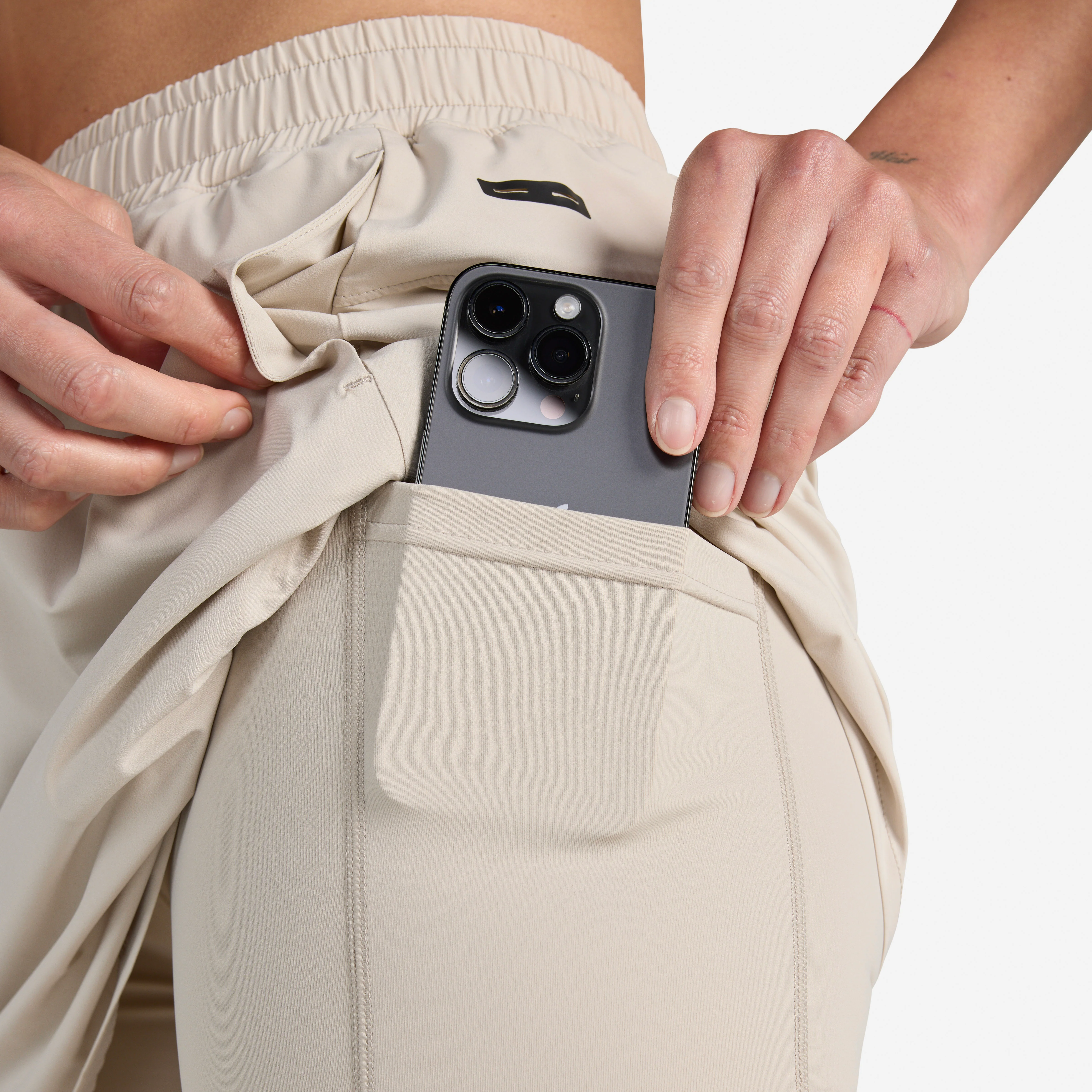 Performance Skort - Dove - Image 4